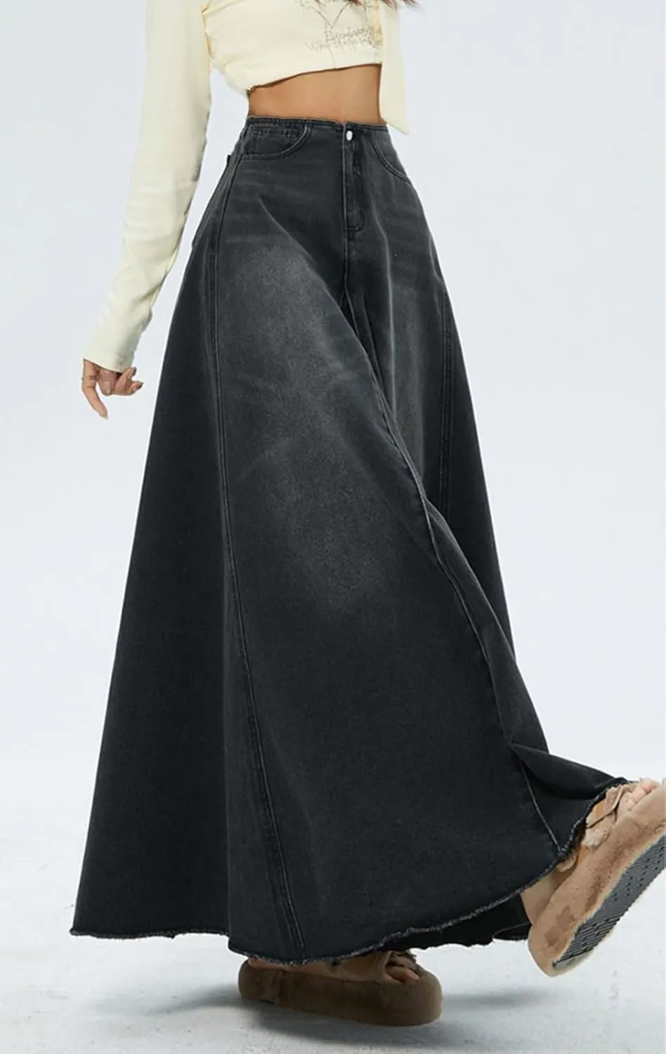 CHARTOU Women Vintage High Waist Denim Maxi Skirt Distressed Long Jean Skirt Y2k Flare A Line Skirt Frayed Raw Hem Skirt