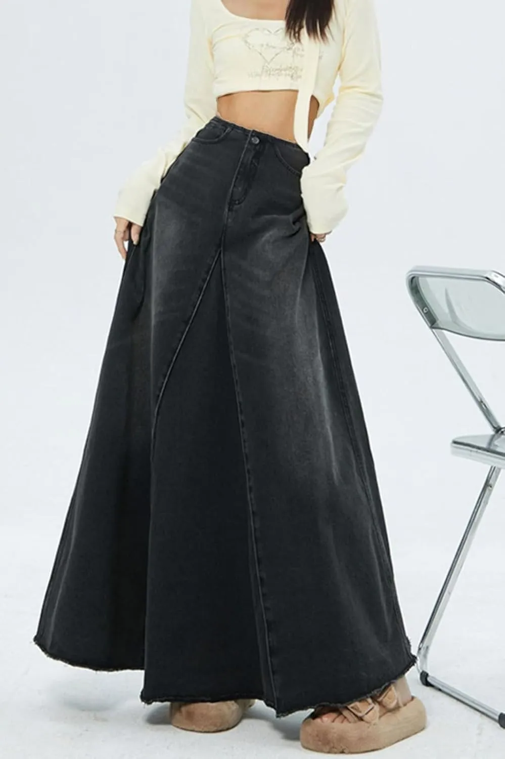 CHARTOU Women Vintage High Waist Denim Maxi Skirt Distressed Long Jean Skirt Y2k Flare A Line Skirt Frayed Raw Hem Skirt