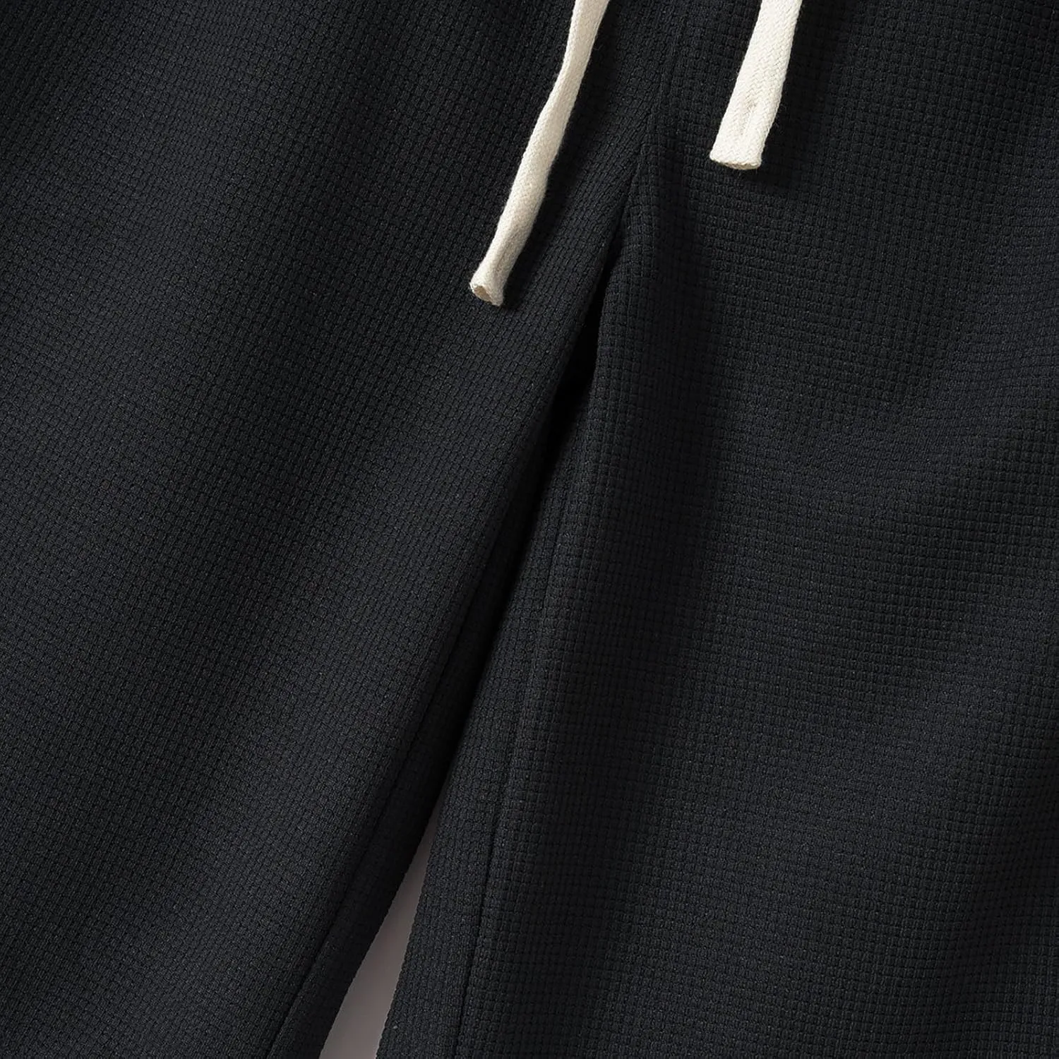 Mens Running Shorts with Pockets 7 Inch Lightweight Straight Leg Bermuda Shorts Quick Dry Gym Workout Athletic Shorts