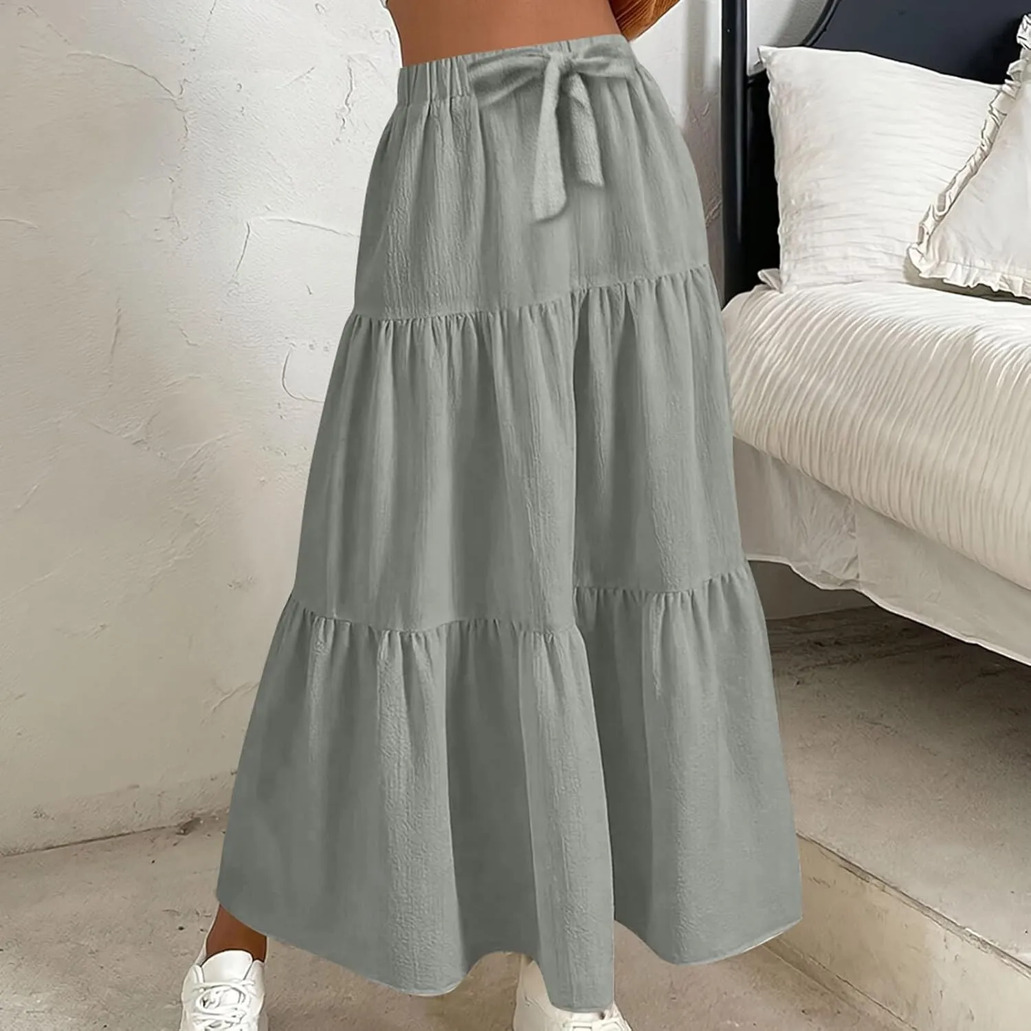 Womens Long Maxi Skirts Fashion Tiered Pleated A-Line Skirt Drawstring Waist Loose Solid Beach Travel Clothes 2025
